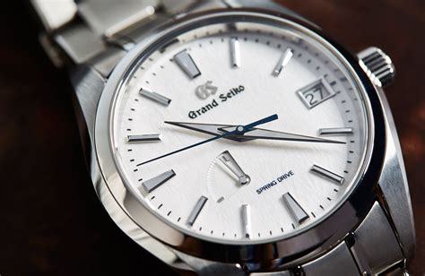 grand seiko snowflake sbga211.